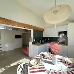 Magnifique Appartement + Terrasse Au Coeur D\'Aix